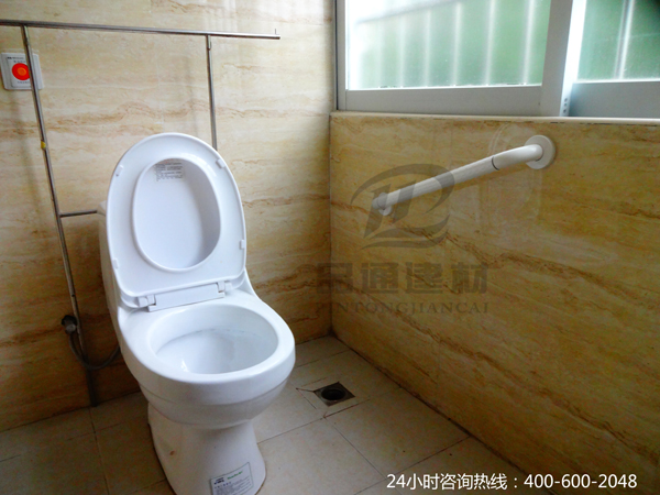 【新疆】吉昌市第二人民醫(yī)院的廁所扶手，緣來(lái)在品通建材