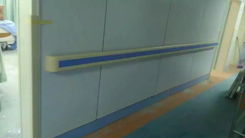 【湖南防撞扶手】選擇藍(lán)品盾廠家直銷的,質(zhì)優(yōu)又價(jià)廉