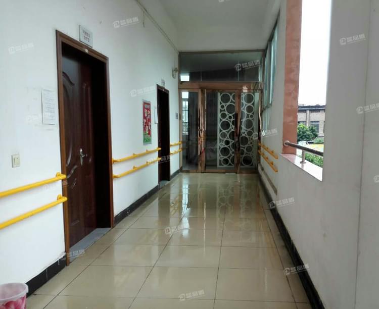 【廣西】玉林特殊學(xué)校里的靠墻扶手效果圖