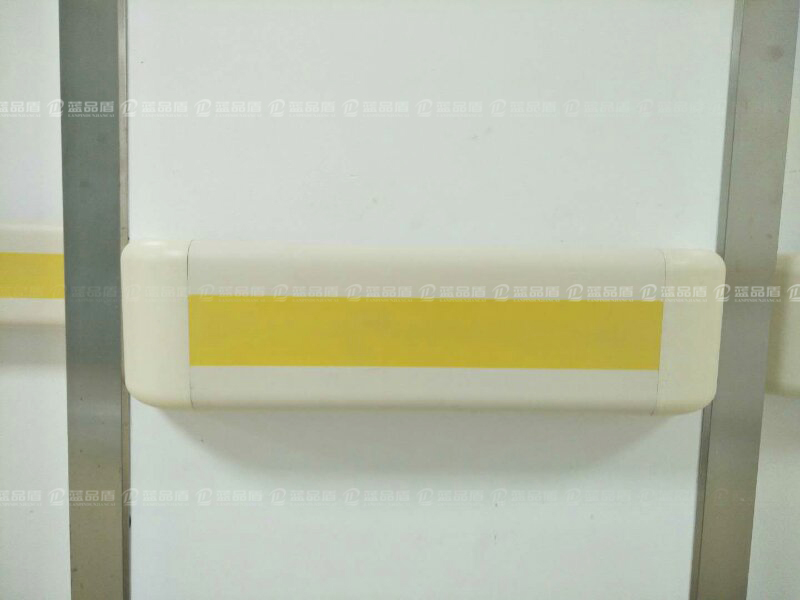 【防撞扶手】蘇州太湖萬豪酒店后勤區(qū)里增添的一抹亮色