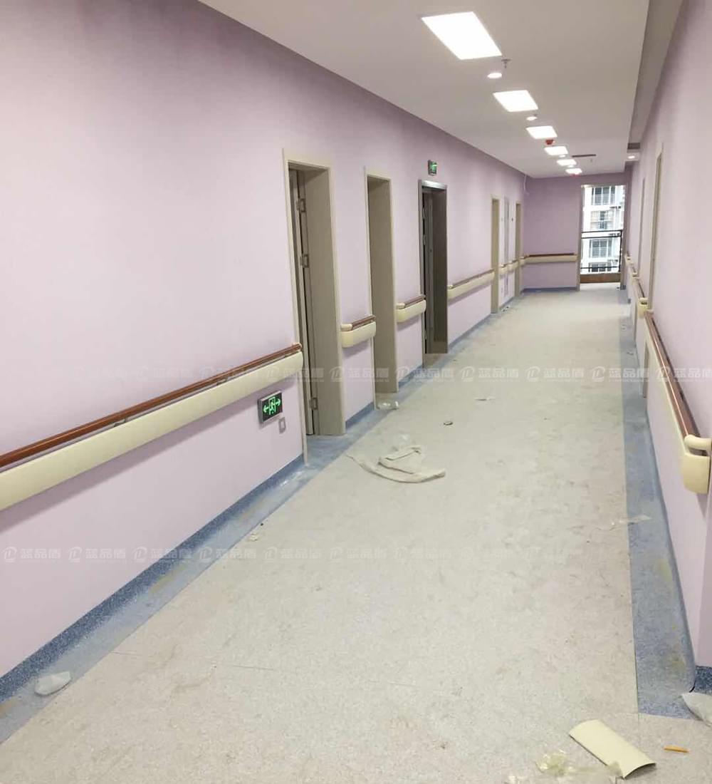 【貴州】遵義仁懷酒都婦產(chǎn)醫(yī)院里的這款PVC扶手相當(dāng)不錯哦！